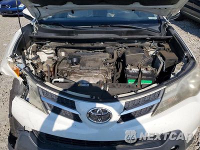 Zdjęcie 12 z 14 samochodu: 2015 TOYOTA RAV4 LIMITED VIN:JTMDFREV9FD156919 - miniatura