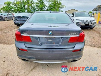 Zdjęcie 6 z 12 samochodu: 2015 BMW 750 LXI VIN:WBAYF8C5XFD654915 - miniatura