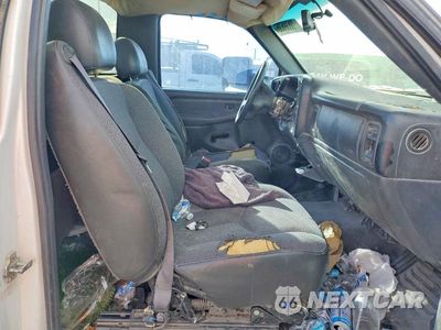 Zdjęcie 10 z 12 samochodu: 2006 CHEVROLET SILVERADO C1500 VIN:3GCEC14VX6G148251 - miniatura