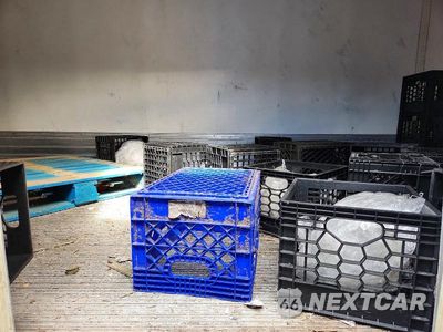Zdjęcie 10 z 12 samochodu: 2018 MITSUBISHI FUSO FEC72S REFRIGERATED BOX TRUCK VIN:JL6BNG1A8JK002716 - miniatura