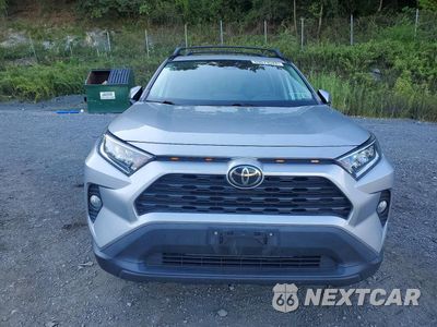 Piąte zdjęcie samochodu w środku: 2019 TOYOTA RAV4 XLE VIN:2T3P1RFV8KC038840 - miniatura