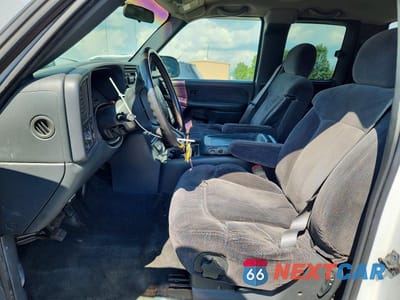 Zdjęcie 7 z 12 samochodu: 1999 CHEVROLET SILVERADO C1500 VIN:2GCEC19V5X1220346 - miniatura