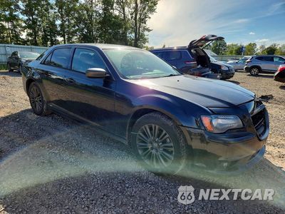 Czwarte zdjęcie samochodu z boku: 2014 CHRYSLER 300C VARVATOS VIN:2C3CCAJG8EH236974 - miniatura