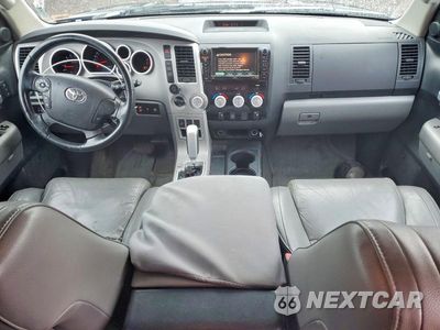 Zdjęcie 8 z 13 samochodu: 2007 TOYOTA TUNDRA LIMITED VIN:5TBDV58117S461141 - miniatura