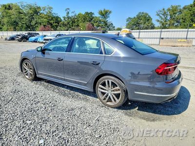 Drugie zdjęcie samochodu z przodu: 2017 VOLKSWAGEN PASSAT R-LINE VIN:1VWDT7A30HC078392 - miniatura