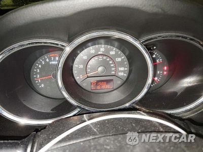 Zdjęcie 9 z 12 samochodu: 2011 KIA SORENTO EX VIN:5XYKUDA24BG052152 - miniatura