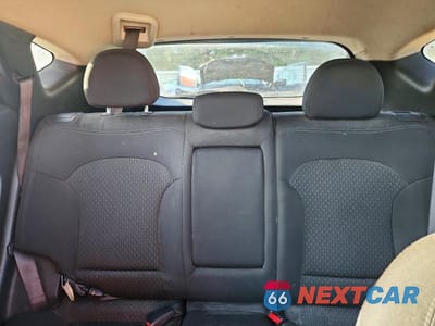 Zdjęcie 10 z 13 samochodu: 2013 HYUNDAI TUCSON GL VIN:KM8JT3ABXDU600872 - miniatura