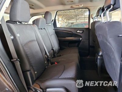 Zdjęcie 11 z 13 samochodu: 2018 DODGE JOURNEY SE VIN:3C4PDCAB3JT274916 - miniatura