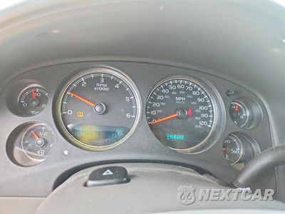 Zdjęcie 9 z 13 samochodu: 2014 CHEVROLET SUBURBAN C1500 LT VIN:1GNSCJE04ER121882 - miniatura