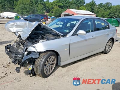 2007 BMW 328 XI WBAVC93567KX60955 - główne zdjęcie licytacji z USA - miniatura