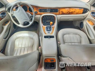 Zdjęcie 8 z 12 samochodu: 1998 JAGUAR XJ8 L VIN:SAJHX6246WC842965 - miniatura
