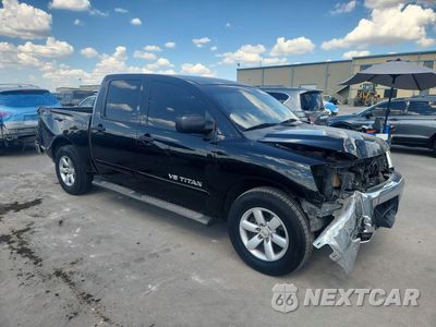 Czwarte zdjęcie samochodu z boku: 2013 NISSAN TITAN S VIN:1N6AA0EK0DN307220 - miniatura