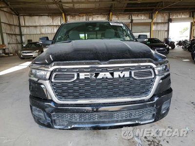 Piąte zdjęcie samochodu w środku: 2025 RAM 1500 BIG HORN/LONE STAR VIN:1C6RRFFG5SN535648 - miniatura
