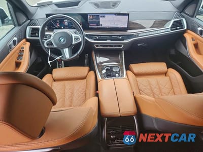 Zdjęcie 8 z 13 samochodu: 2024 BMW X5 XDRIVE50E VIN:5UX43EU07R9S67028 - miniatura