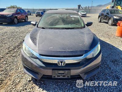 Piąte zdjęcie samochodu w środku: 2018 HONDA CIVIC LX VIN:2HGFC2F59JH562218 - miniatura