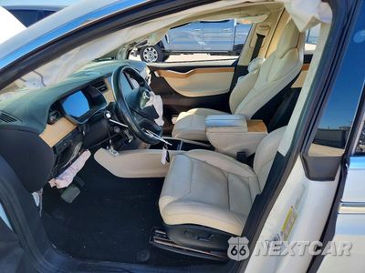 Zdjęcie 7 z 13 samochodu: 2018 TESLA MODEL X VIN:5YJXCBE23JF121863 - miniatura
