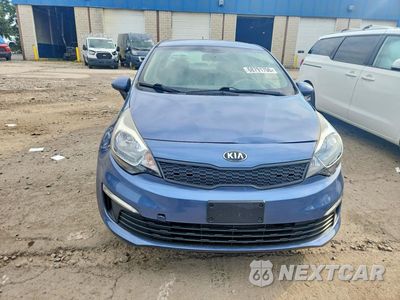 Piąte zdjęcie samochodu w środku: 2016 KIA RIO LX VIN:KNADM4A31G6670506 - miniatura
