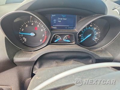 Zdjęcie 9 z 12 samochodu: 2015 FORD ESCAPE SE VIN:1FMCU0GX9FUC56221 - miniatura