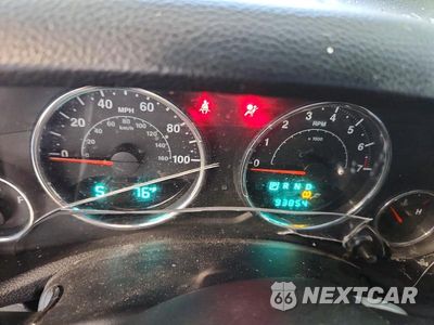 Zdjęcie 9 z 13 samochodu: 2012 JEEP WRANGLER UNLIMITED SPORT VIN:1C4BJWDG2CL140828 - miniatura