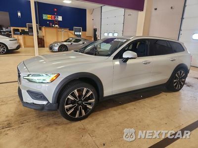 2020 VOLVO V60 CROSS COUNTRY T5 MOMENTUM YV4102WK7L1032447 - główne zdjęcie licytacji z USA - miniatura