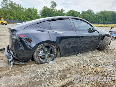 Trzecie zdjęcie samochodu z tyłu: 2026 TESLA MODEL Y VIN:7SAYGDEE4TA623234 - miniatura