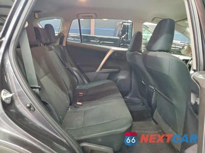 Zdjęcie 11 z 13 samochodu: 2018 TOYOTA RAV4 LE VIN:JTMBFREV4JJ737584 - miniatura