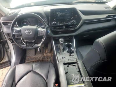 Zdjęcie 8 z 13 samochodu: 2020 TOYOTA HIGHLANDER HYBRID XLE VIN:5TDHBRCH6LS506775 - miniatura