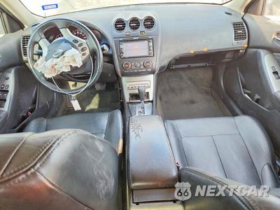 Zdjęcie 8 z 12 samochodu: 2008 NISSAN ALTIMA 3.5 SE VIN:1N4BL21E48C132054 - miniatura