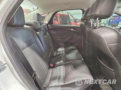 Zdjęcie 10 z 12 samochodu: 2014 FORD FOCUS SE VIN:1FADP3F20EL104278 - miniatura