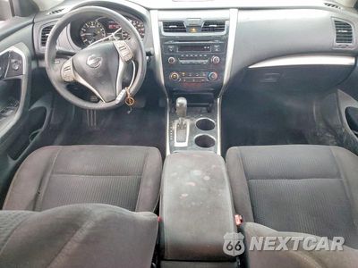 Zdjęcie 8 z 12 samochodu: 2014 NISSAN ALTIMA 2.5 S VIN:1N4AL3AP7EN254359 - miniatura