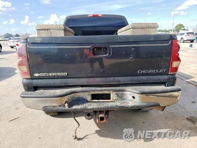 Zdjęcie 6 z 12 samochodu: 2005 CHEVROLET SILVERADO C2500 HEAVY DUTY VIN:1GCHC29UX5E264154 - miniatura