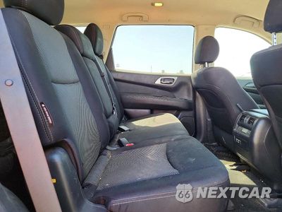 Zdjęcie 11 z 13 samochodu: 2019 NISSAN PATHFINDER SV VIN:5N1DR2MN7KC639854 - miniatura