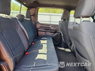 Zdjęcie 10 z 12 samochodu: 2019 RAM 1500 BIG HORN/LONE STAR VIN:1C6RREFT9KN769928 - miniatura
