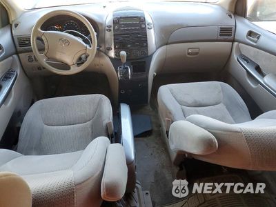 Zdjęcie 8 z 13 samochodu: 2007 TOYOTA SIENNA LE 7-PASSENGER VIN:5TDZK23C87S078651 - miniatura