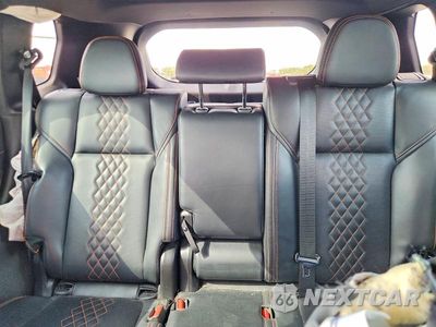 Zdjęcie 10 z 13 samochodu: 2022 MITSUBISHI OUTLANDER SEL VIN:JA4J3VA89NZ086483 - miniatura