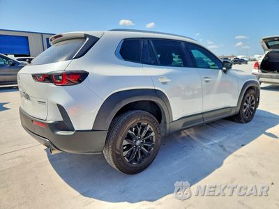 Trzecie zdjęcie samochodu z tyłu: 2025 MAZDA CX-50 PREFERRED VIN:7MMVABBM4SN360408 - miniatura