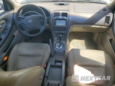 Zdjęcie 8 z 12 samochodu: 2002 NISSAN MAXIMA GXE VIN:JN1DA31D42T412346 - miniatura