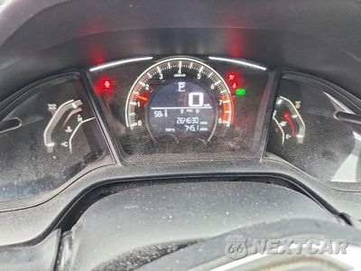 Zdjęcie 9 z 12 samochodu: 2018 HONDA CIVIC LX VIN:19XFC2F59JE010566 - miniatura