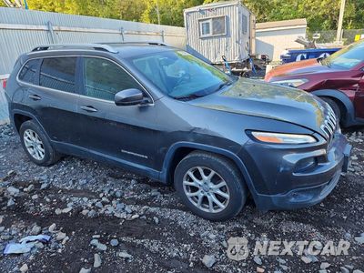 Czwarte zdjęcie samochodu z boku: 2015 JEEP CHEROKEE LATITUDE VIN:1C4PJLCB6FW761020 - miniatura