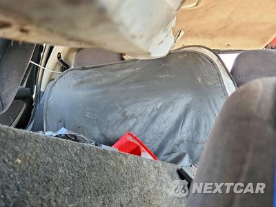 Zdjęcie 10 z 13 samochodu: 2004 MITSUBISHI OUTLANDER LS VIN:JA4LX31F54U003384 - miniatura