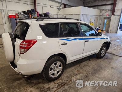 Trzecie zdjęcie samochodu z tyłu: 2009 TOYOTA RAV4 BASE VIN:JTMZF33V895001086 - miniatura