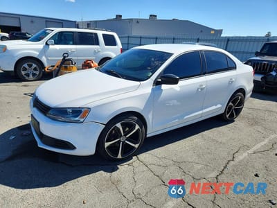 2014 VOLKSWAGEN JETTA BASE 3VW2K7AJXEM375026 - główne zdjęcie licytacji z USA - miniatura