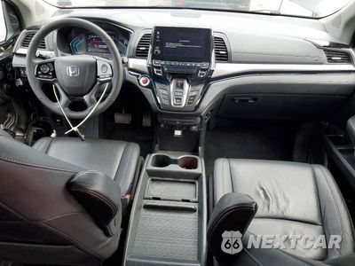 Zdjęcie 8 z 13 samochodu: 2023 HONDA ODYSSEY TOURING VIN:5FNRL6H86PB012841 - miniatura