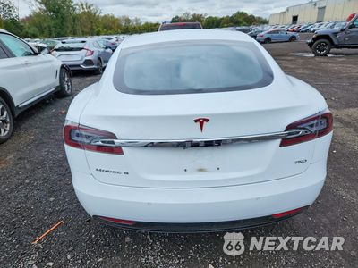 Zdjęcie 6 z 12 samochodu: 2016 TESLA MODEL S VIN:5YJSA1E25GF160912 - miniatura