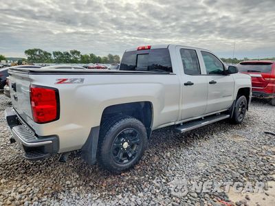 Trzecie zdjęcie samochodu z tyłu: 2014 CHEVROLET SILVERADO K1500 LT VIN:1GCVKREC4EZ348717 - miniatura
