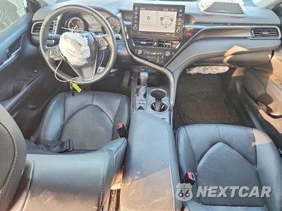 Zdjęcie 8 z 13 samochodu: 2022 TOYOTA CAMRY XSE VIN:4T1K31AK3NU041045 - miniatura