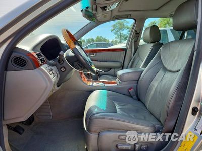Zdjęcie 7 z 12 samochodu: 2004 LEXUS LS 430 VIN:JTHBN36F140137508 - miniatura