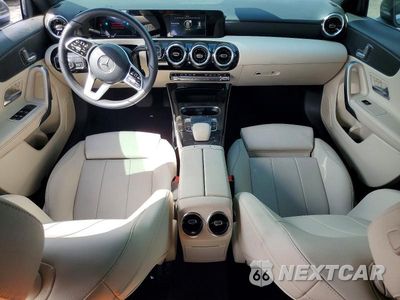 Zdjęcie 8 z 12 samochodu: 2020 MERCEDES-BENZ A 220 VIN:W1K3G4EB7LW046569 - miniatura