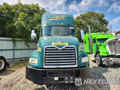 Piąte zdjęcie samochodu w środku: 2017 MACK 600 CXU600 VIN:1M1AW01X5HM009618 - miniatura