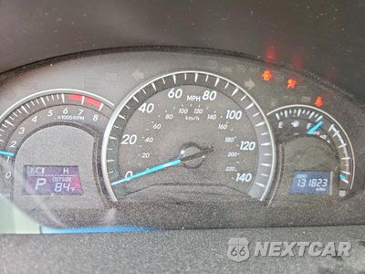 Zdjęcie 9 z 13 samochodu: 2014 TOYOTA CAMRY VIN:4T1BF1FK3EU327798 - miniatura